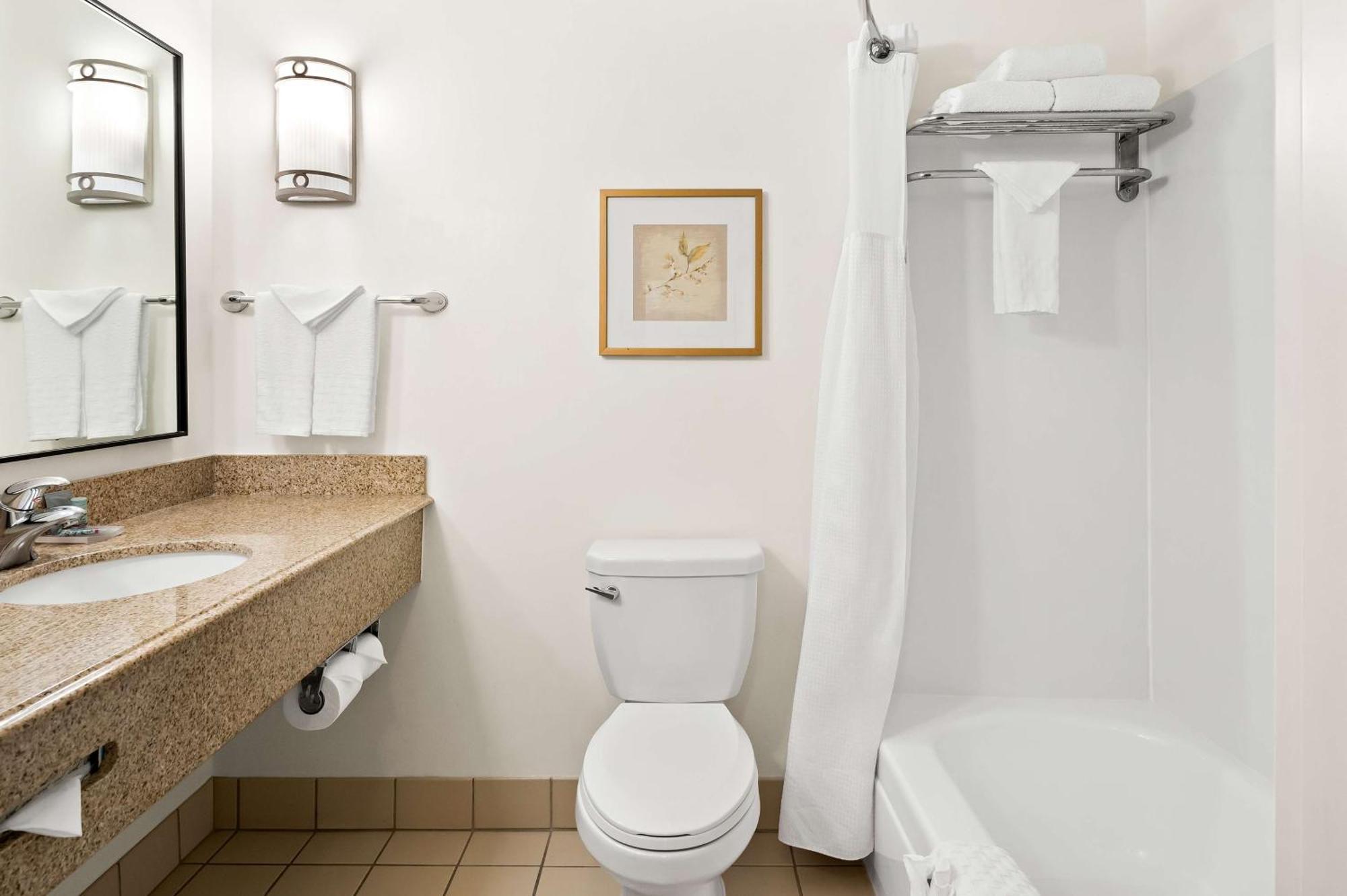 Best Western Ontario Mills Mall Bagian luar foto