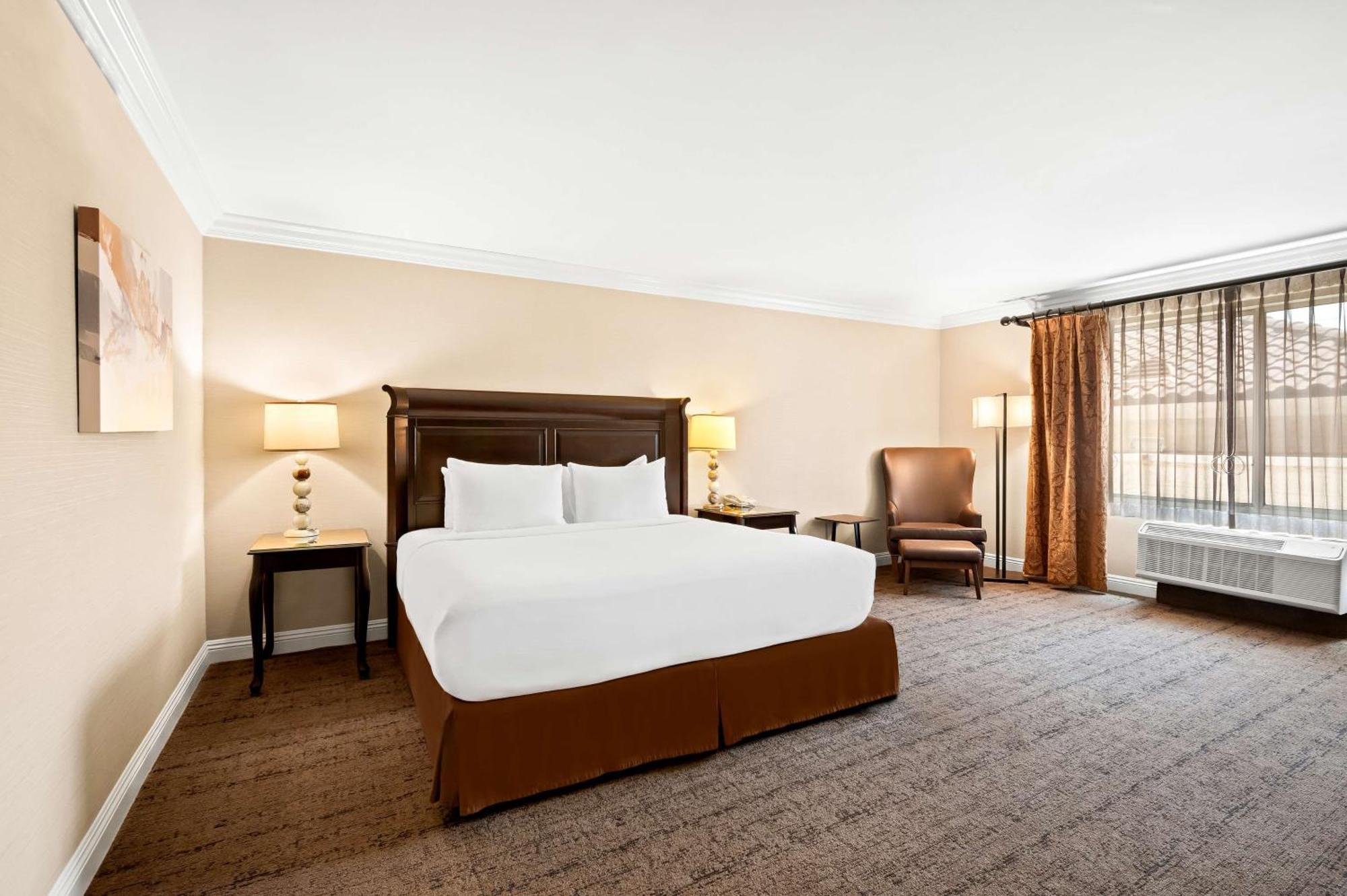 Best Western Ontario Mills Mall Bagian luar foto