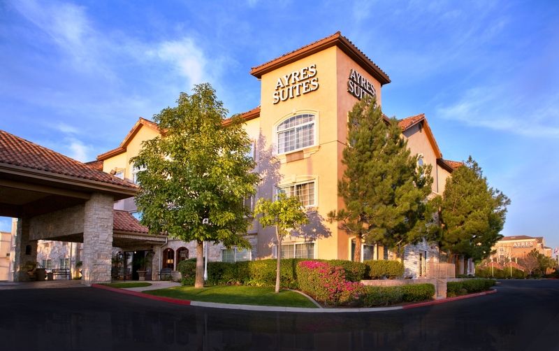 Best Western Ontario Mills Mall Bagian luar foto