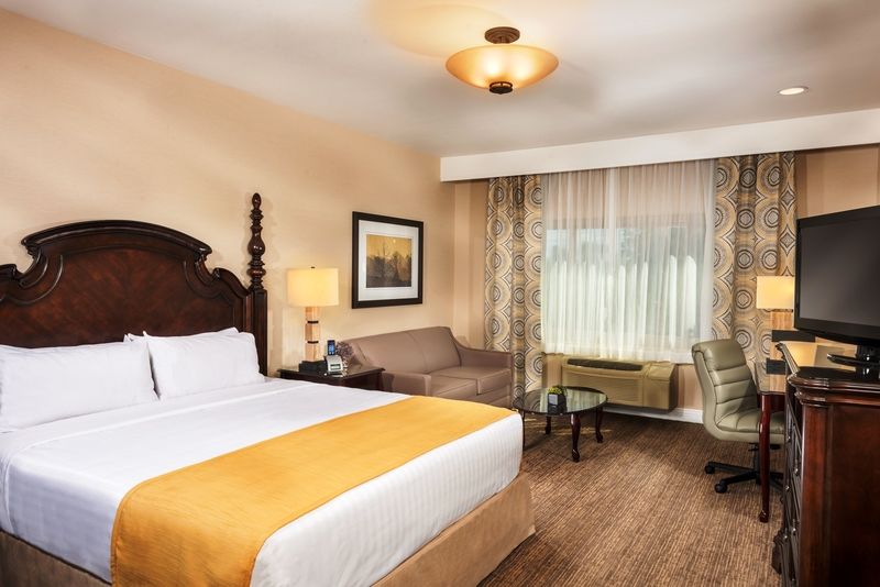 Best Western Ontario Mills Mall Bagian luar foto